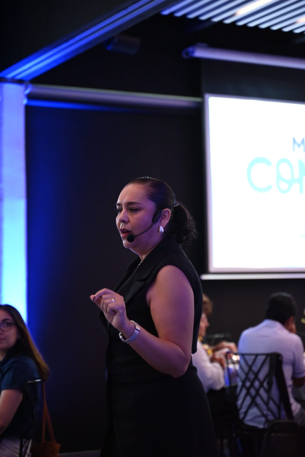 Alejandra Bueno en una presentación dedicada al chocolate